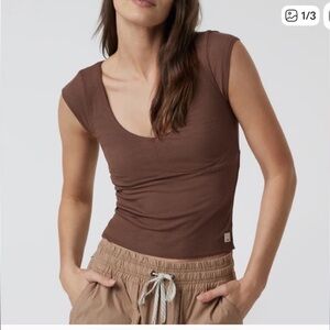 Vuori Sleeveless Cove V Neck